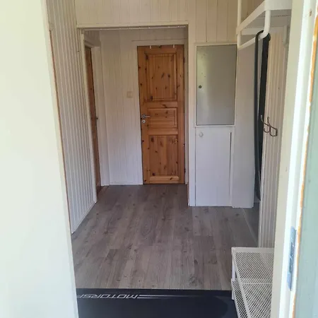 Koselig Sentrumsleilighet I 2 Etg Appartement Nesbyen