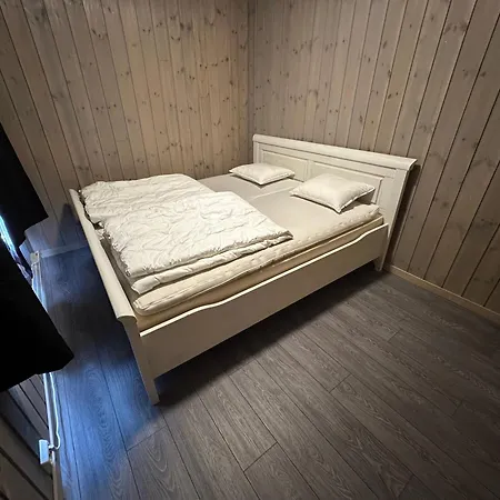 Διαμέρισμα Koselig Sentrumsleilighet I 2 Etg Nesbyen